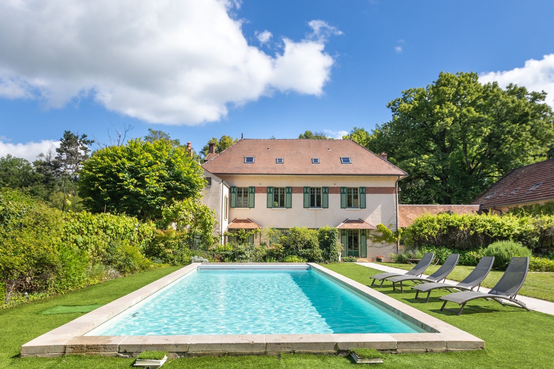 manor house 20 Rooms for sale on MONTBARD (21500)